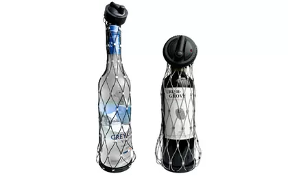 सदी ने सतर्कता (t609 और t611) का परिचय दिया-बोतलबंद माल के लिए सुरक्षा बढ़ाने के लिए मल्टी नेनेट टैग